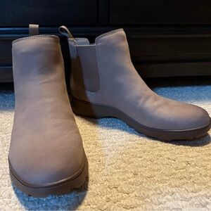 Women's Taos Evergreen Tan Ankle Boots, 7.5